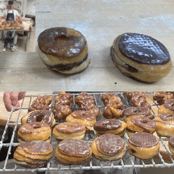 The marbled chocolate white yeast glazed donuts